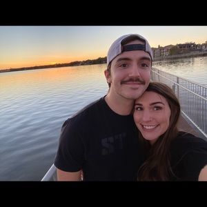 Meet your Posher, Chloe